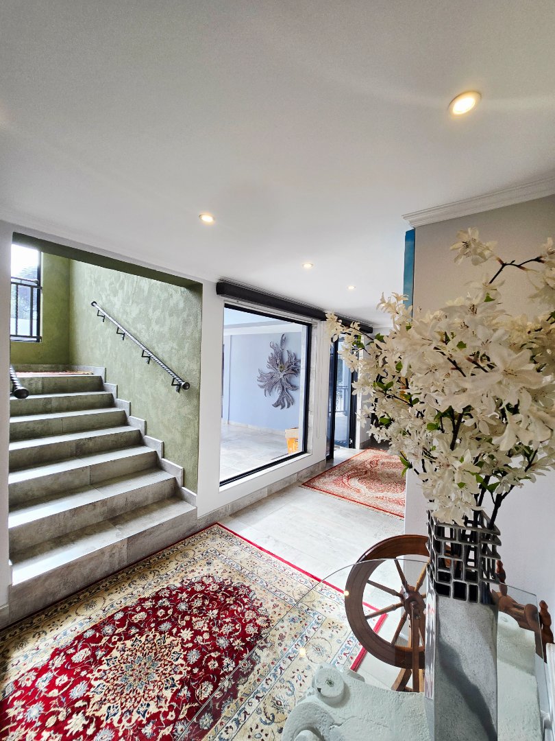 6 Bedroom Property for Sale in Wilkoppies North West